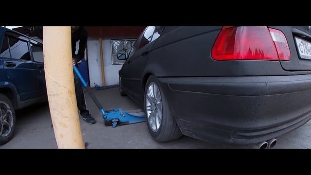 Лютейшие ДИСКИ R18 на BMW Е46 ! смотреть онлайн