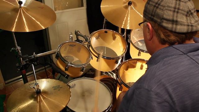 I Say a Little Prayer - Aretha Franklin (Roger Hawkins Drum Cover) смотреть онлайн