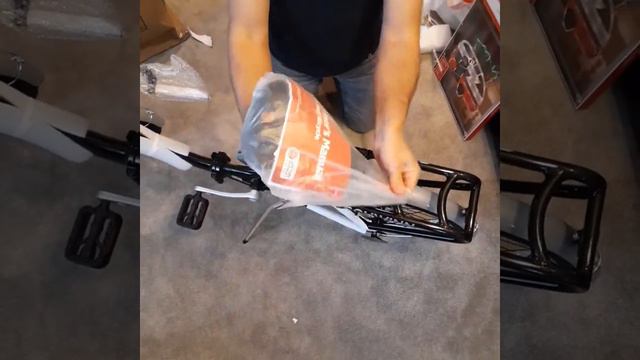Schwinn Loop Bike Unboxing смотреть онлайн