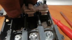 Разбор разборов. Контактор Siemens, Schneider, ПМЕ 211, ПКЛ и реле