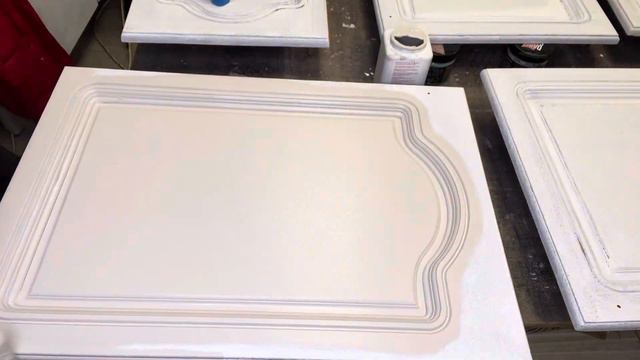 Как самостоятельно покрасить кухонные фасады/легко и просто/