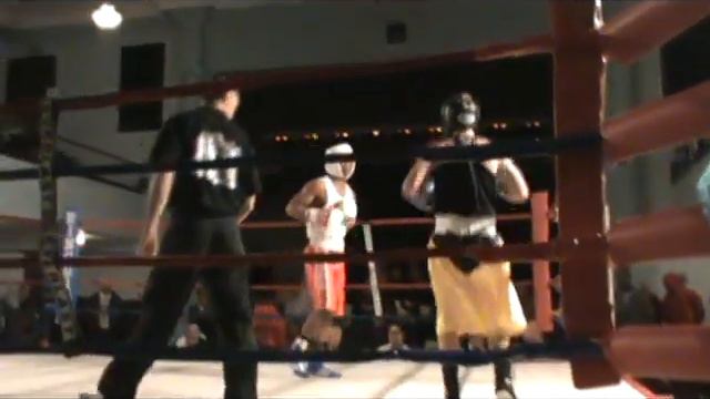 Derrell " Young Gunner " Gibbs , Fight #2 @ State Silver Gloves смотреть онлайн