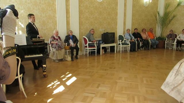 "Тост Орловского". исп. М. Якимов, конц. А.Пронина. Летний бал в усадьбе Вороново 17 июня 2017 г. смотреть онлайн