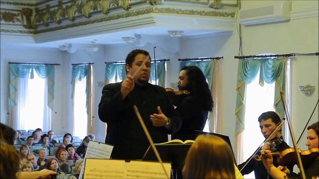Violin Concerto 5. W.A Mozart. Raúl Suarez. Gerardo Estrada. Mogilevskaya Kapella смотреть онлайн