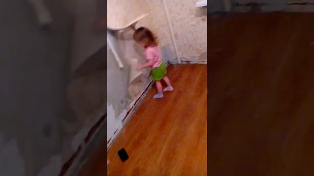 Дети делают ремонт смотреть онлайн