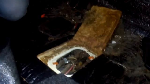 Замена датчика топлива на ВАЗ 21099(Карбюратор) смотреть онлайн