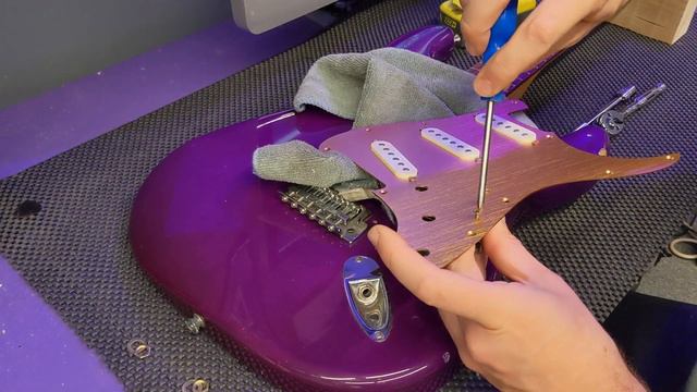 How To Replace Pickguard On Squier Fender Stratocaster