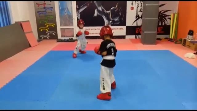 В каждом маленьком ребенке смотреть онлайн