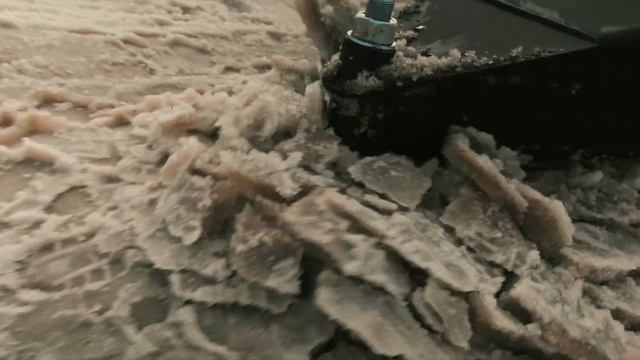 Скалыватель льда: в 30 раз эффективнее ручного труда! смотреть онлайн