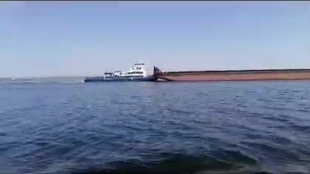 чайки, море, корабль смотреть онлайн