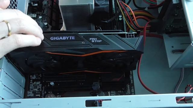 Установка Gigabyte GTX 1050Ti Gaming смотреть онлайн