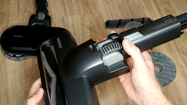 Беспроводной пылесос для влажной и сухой уборки REMEZ MultiClick Pro Aqua Telescopic RMVC-534