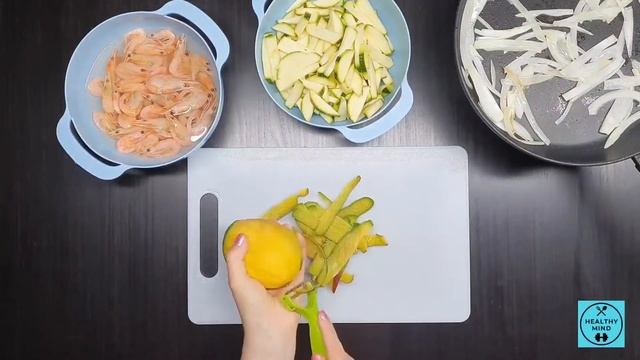 Тёплый салат с креветками! Нестандартное вкусовое сочетание, которое Вас покорит! смотреть онлайн