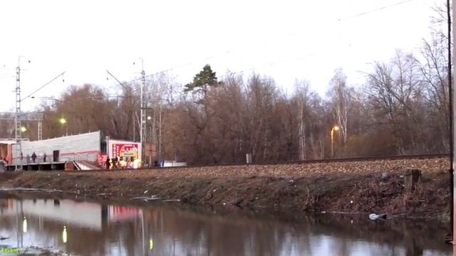 ЭД4МК-0076 в Долгопрудном 10.11.2012 смотреть онлайн