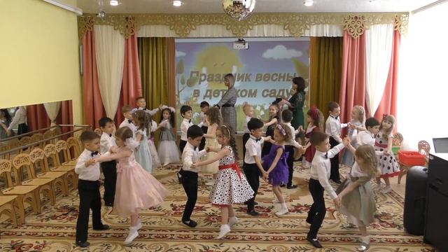 Вход старшая группа 8 марта смотреть онлайн