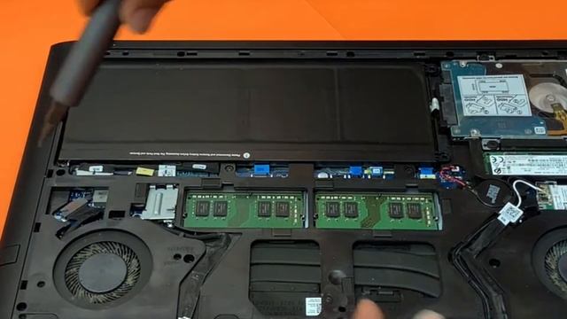Dell G7 7588 Battery Replacement | How to Replace Battery on Dell G7 7588 смотреть онлайн