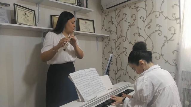 Piece in forme de Habanera - Maurice Ravel смотреть онлайн