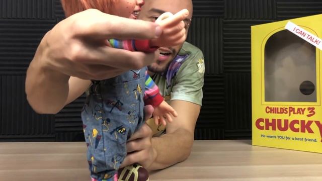 Child's Play 3 Mezco Designer Series Talking Pizza Face Chucky