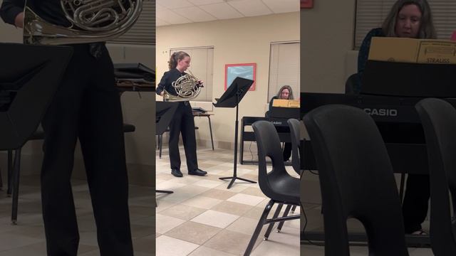 Strauss Horn Concerto 1 (movements 2&3) смотреть онлайн