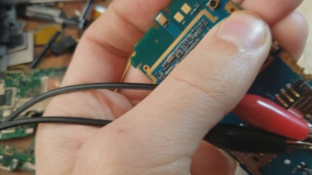 Быстрый ремонт телефона, телефон не включается. Короткое замыкание смотреть онлайн