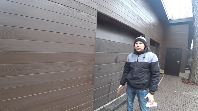 Построил каркасный гараж из термо ясеня