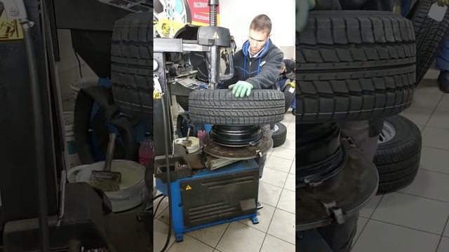 Собираем новое колесо 235/65R16C смотреть онлайн