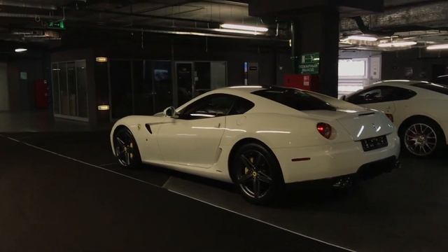 Крутые машины Royal Motors Club. Porsche Carrera GT, Lamborghini, Rolls Royce, Чайка и другие. смотреть онлайн