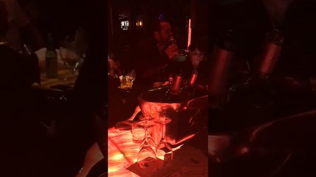 Sass Cafe Monaco- You won't belive what happens at the 2 minute mark. смотреть онлайн