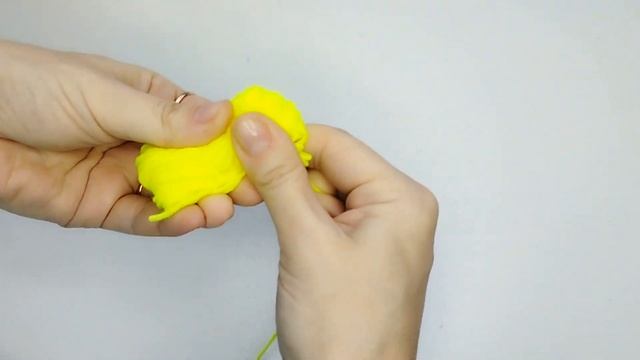 Как сделать кисточки из пряжи /СДЕЛАНО СВОИМИ РУКАМИ /Это очень просто/Кисточки на шаль как сделать смотреть онлайн