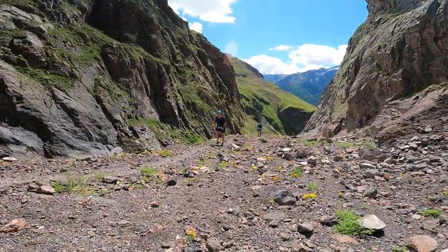 Elbrusworldrace 2021 Garabashi 30.07.2021 runners №1558 1413 1499 1517 1474 смотреть онлайн