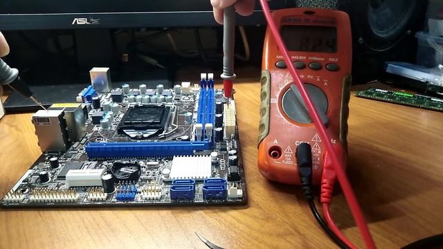 Простой ремонт материнской платы на сокете 1155 с авито часть 1|ASrock H61M-HVGS avito| смотреть онлайн