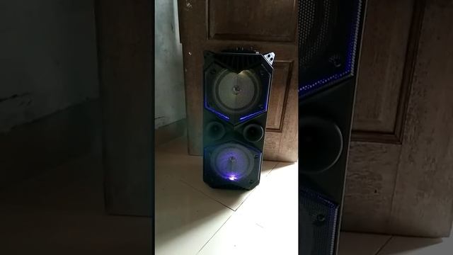 Memikirkan dia (seventeen cover karaoke) with speaker portable fleco F 1819 смотреть онлайн