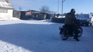 Зимний продубас на боевом мотоцикле Минск 125.