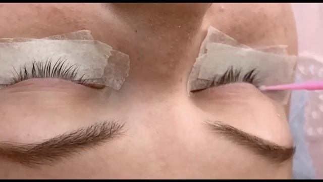 Основы в быстром и правильном Наращивание ресниц, часть 1 смотреть онлайн