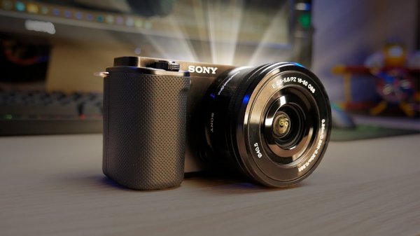 Обзор Sony ZV-E10 | ЛУЧШАЯ КАМЕРА ДЛЯ БЛОГЕРА?!