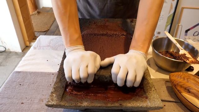 Making Handmade Chocolate In An Old Traditional Way - Korean Chocolate Shop