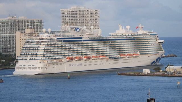 Sky Princess Cruise Ship Horn & Sailing Away at Port Everglades (4K) смотреть онлайн