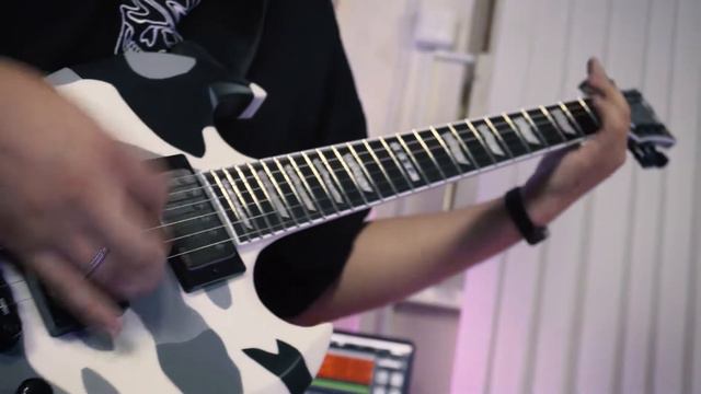 ESP E-II Viper Urban Camo смотреть онлайн