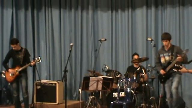 Ασημένια Σφήκα (TERMINAL VELOCITY) смотреть онлайн