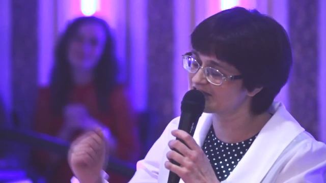 Мама читает рэп на свадьбе смотреть онлайн