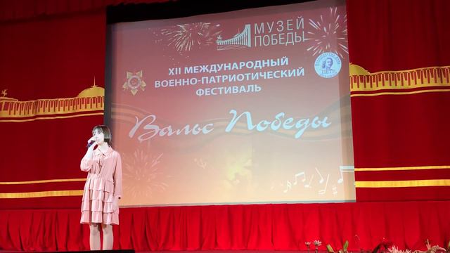 Евгения Клим «Девчонка Медичка» смотреть онлайн