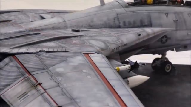 F-14 TOMCAT VF-154 1/32 Trumpeter Kit