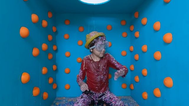 100 BOTONES Con DIKI DUKI DARIEL