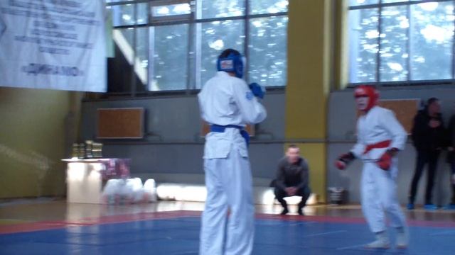 Фозилов Мухамед 1 бой