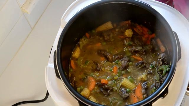 Тушеная Говядина с Овощной Подливой в Мультиварке Redmond RMC-P350 Рецепты для Мультиварки смотреть онлайн