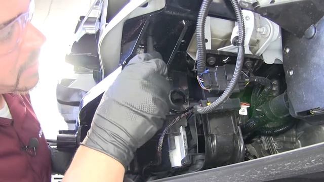 etrailer | Blue Ox Base Plate Kit Installation - 2018 Ford Focus смотреть онлайн
