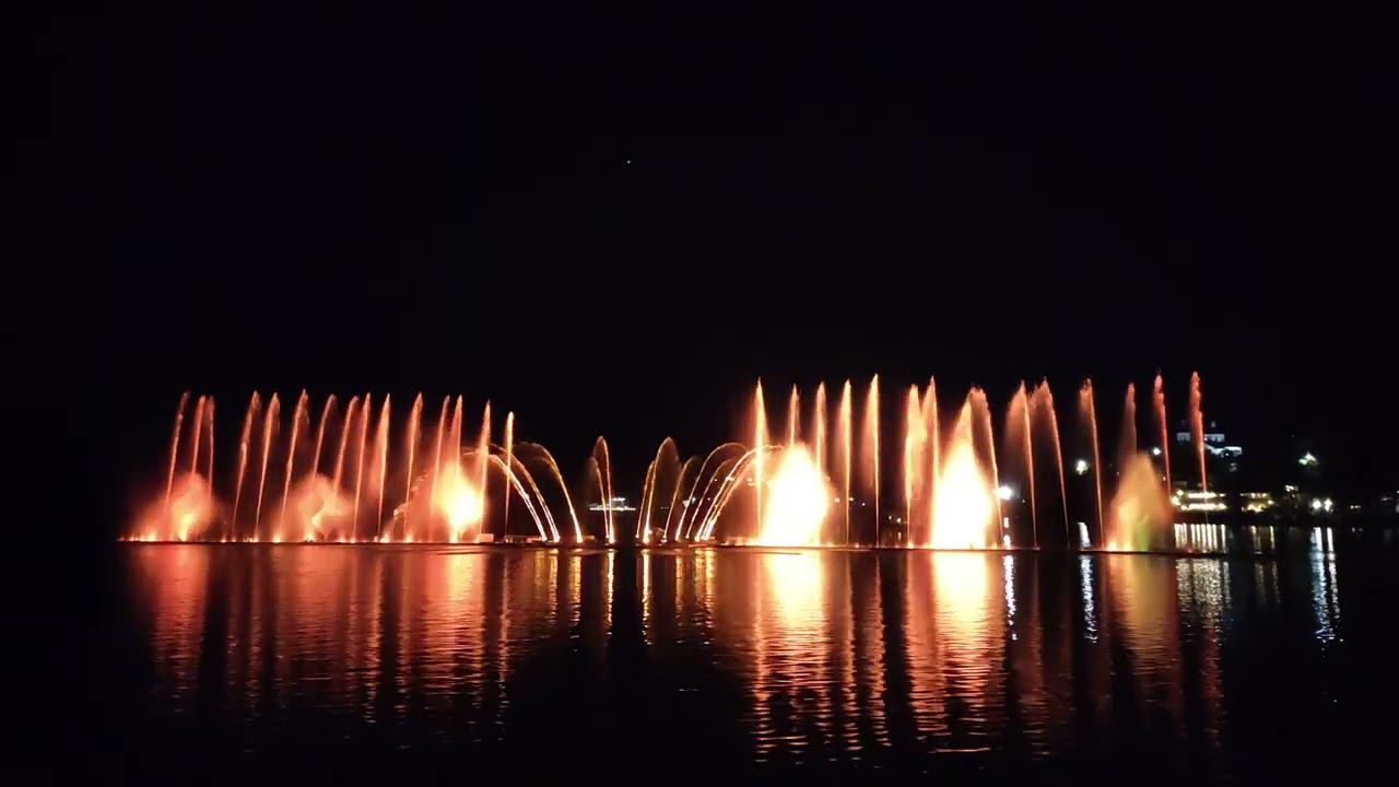 Водное представление а Абрау Дюрсо. смотреть онлайн