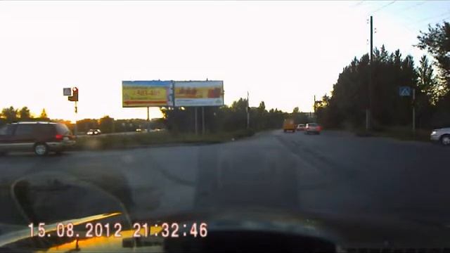 На красный у Бауцентра Омск смотреть онлайн