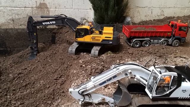 Ths Volvo ec480dl RC bagger loading Scaleart смотреть онлайн