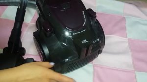 Видеообзор на товар Пылесос Bosch BGC05AAA1 из магазина Sulpak